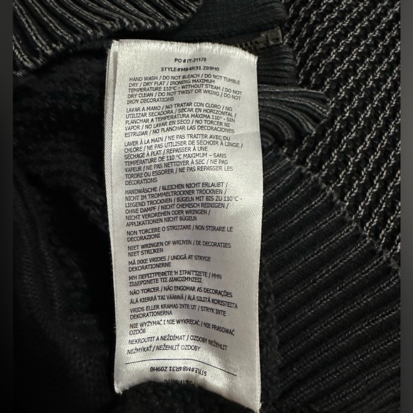 Guess full zip Y2K acid wash 100% cotton sweater. Size L - Picture 7 of 7